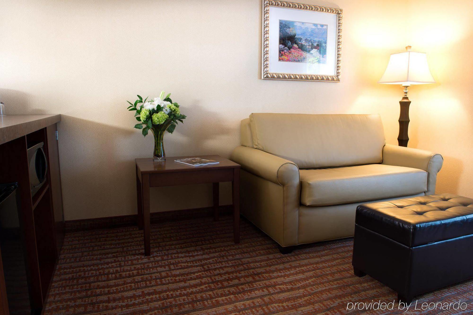 Phoenix Inn Suites - Eugene Ngoại thất bức ảnh