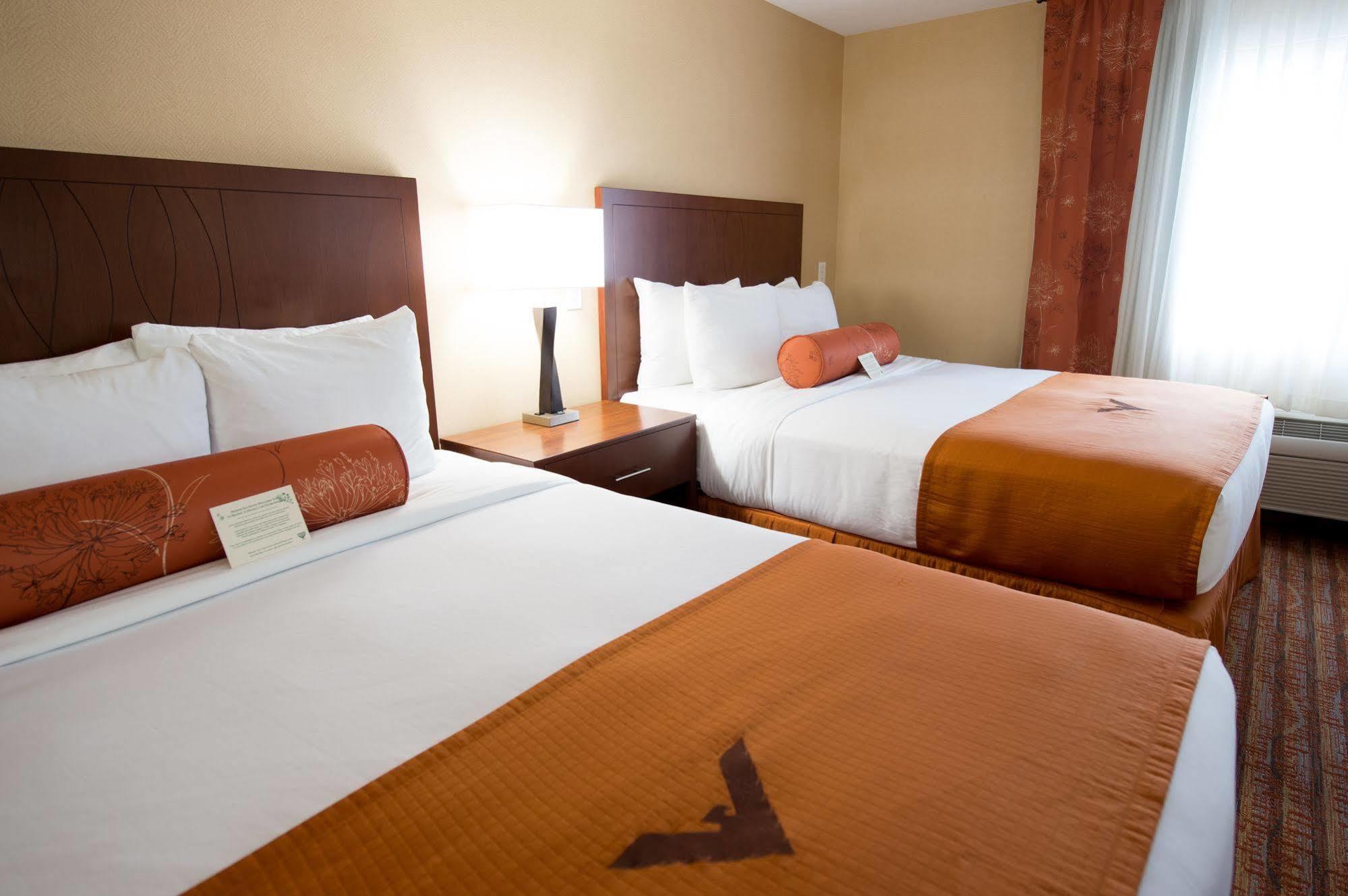 Phoenix Inn Suites - Eugene Ngoại thất bức ảnh